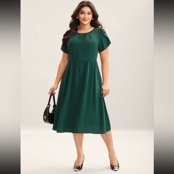 BloomChic Dresses & Skirts - BloomChic Petal Sleeve Pleated Pockets Midi Dress – Size 1X - NWT